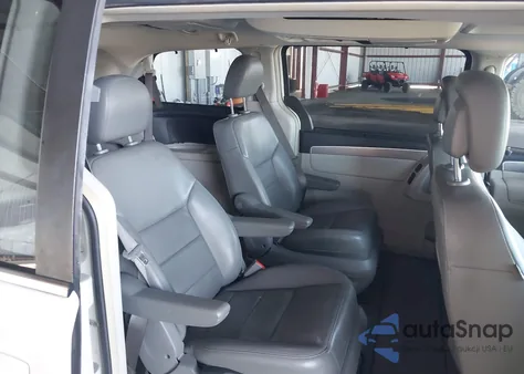 2011 Volkswagen Routan Sel from USA, damaged, VIN 2V4RW5DG2BR670853